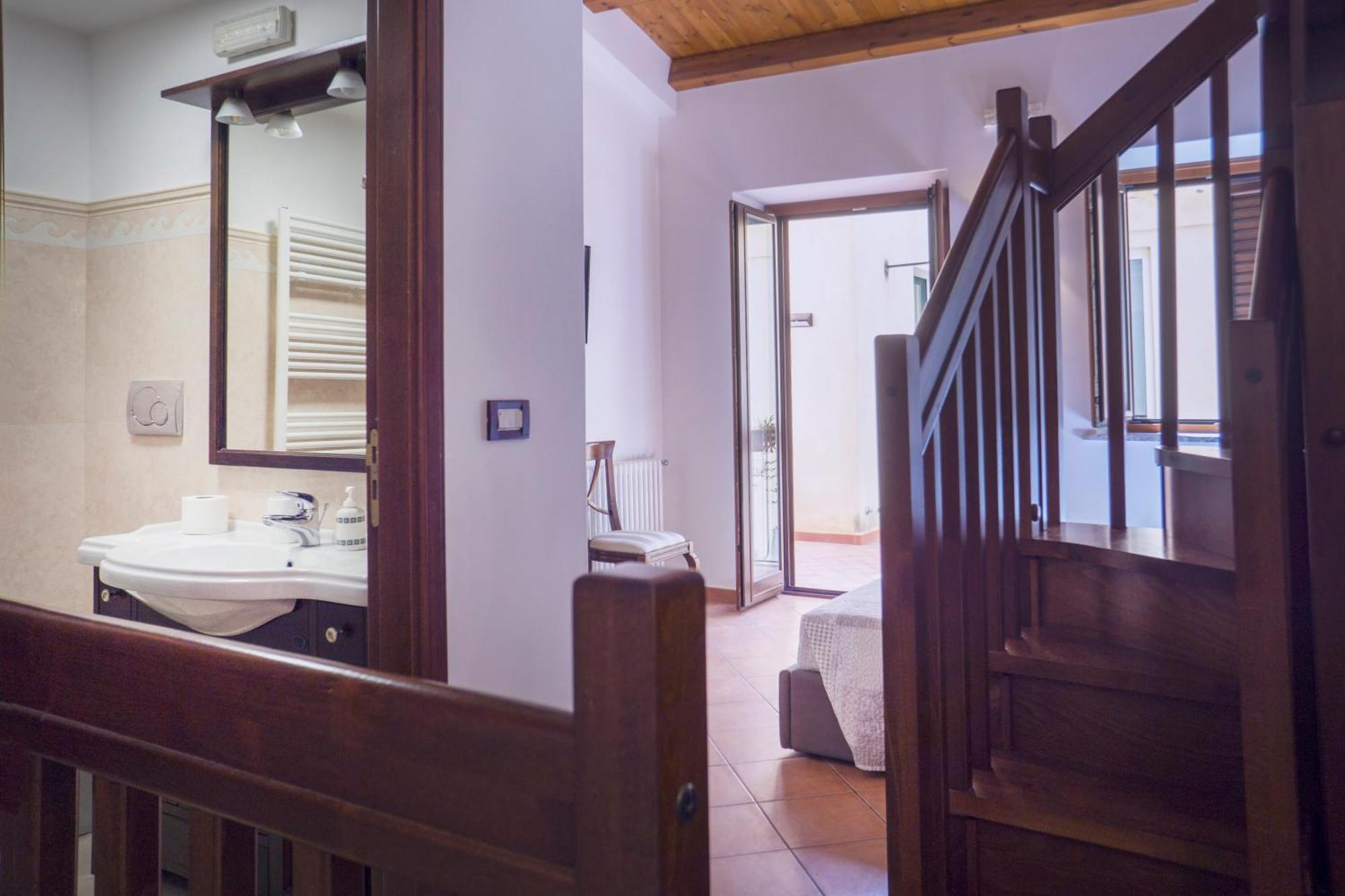 Tina House - Il Cortile Nel Centro Storico Di Taormina Apartment Luaran gambar